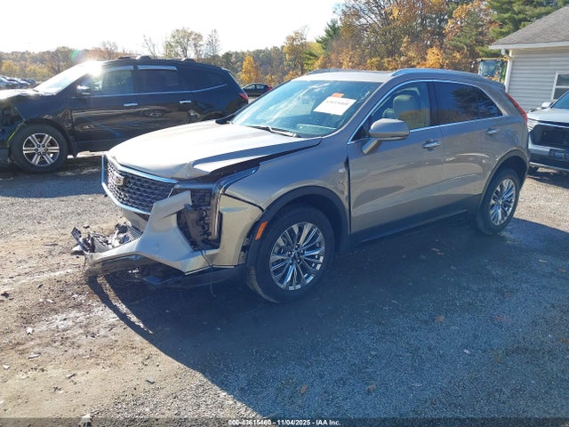 2024 CADILLAC XT4 1GYFZDR41RF202136 Photo 1