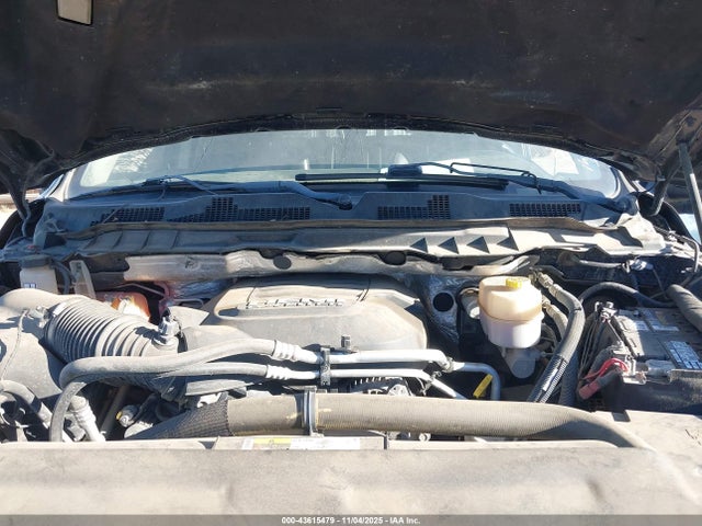 3C6UR5FJ7EG129609 RAM 2500