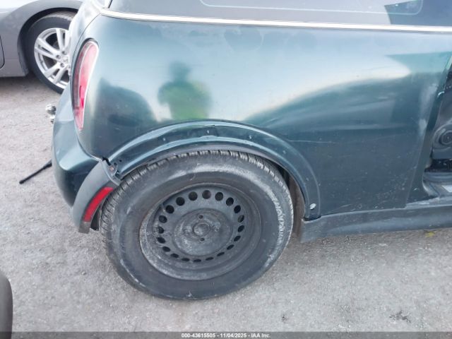 2006 MINI COOPER S WMWRE33506TJ35288 Photo 5