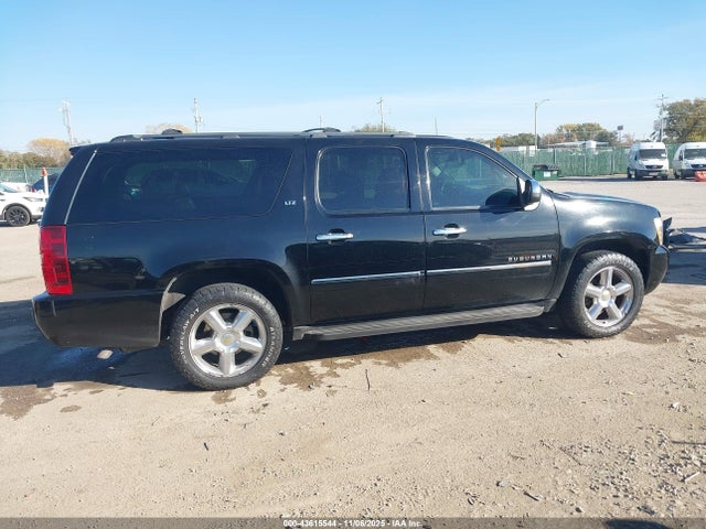 1GNSKKE71ER106715 Chevrolet Suburban 1500 Ltz