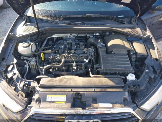 2018 AUDI A3 WAUAUGFF8J1030059 Photo 9