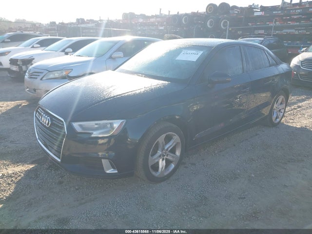 2018 AUDI A3 WAUAUGFF8J1030059 Photo 1