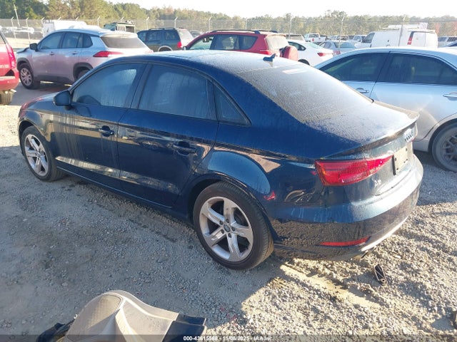 2018 AUDI A3 WAUAUGFF8J1030059 Photo 2