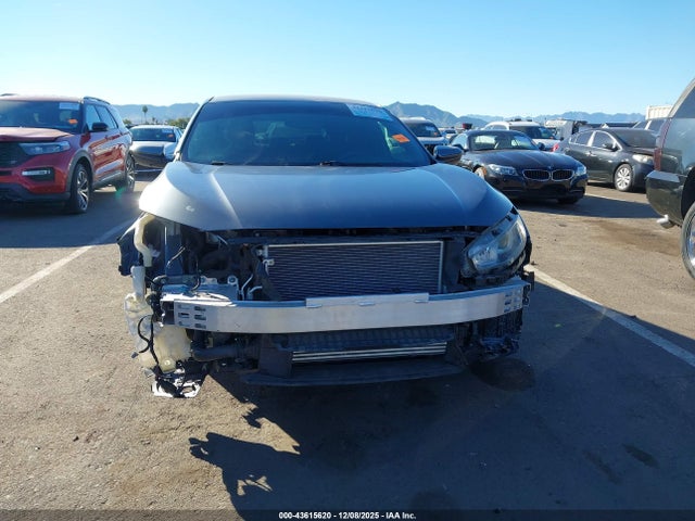 43615620 :رقم المزاد ، SHHFK7H25JU232212 vin ، 2018 Honda Civic Lx مزاد بيع