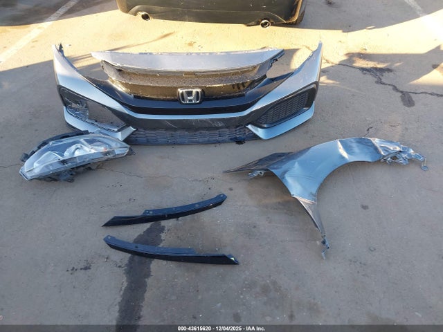 43615620 :رقم المزاد ، SHHFK7H25JU232212 vin ، 2018 Honda Civic Lx مزاد بيع