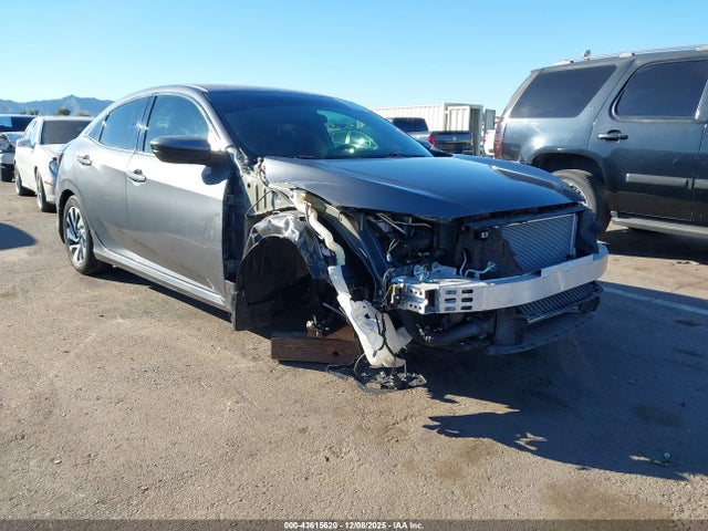 43615620 :رقم المزاد ، SHHFK7H25JU232212 vin ، 2018 Honda Civic Lx مزاد بيع