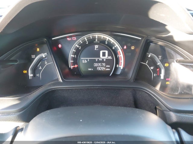 43615620 :رقم المزاد ، SHHFK7H25JU232212 vin ، 2018 Honda Civic Lx مزاد بيع