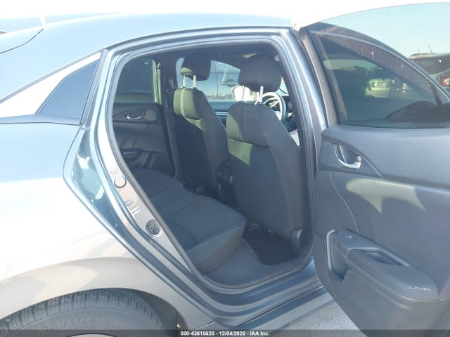 43615620 :رقم المزاد ، SHHFK7H25JU232212 vin ، 2018 Honda Civic Lx مزاد بيع