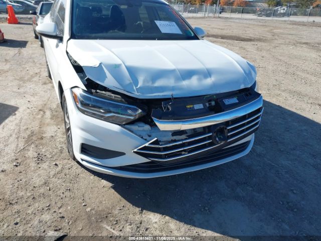 2020 VOLKSWAGEN JETTA 3VWCB7BU3LM008382 Photo 5