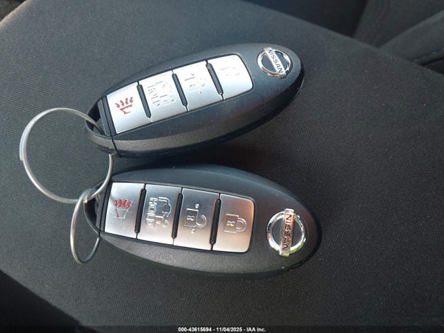 1N4BZ0CP5HC308661 Nissan LEAF SV
