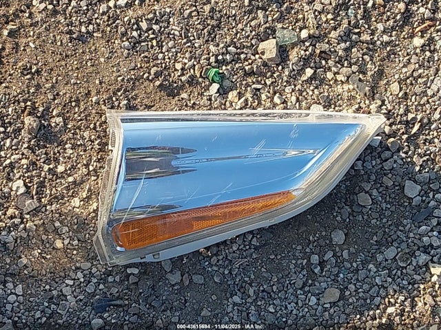 1N4BZ0CP5HC308661 Nissan LEAF SV