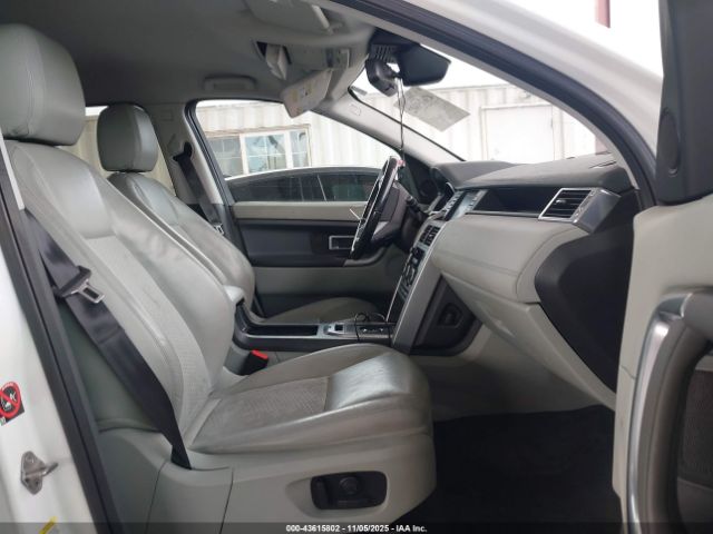 2017 LAND ROVER DISCOVERY SPORT SALCP2BG0HH689445 Photo 4