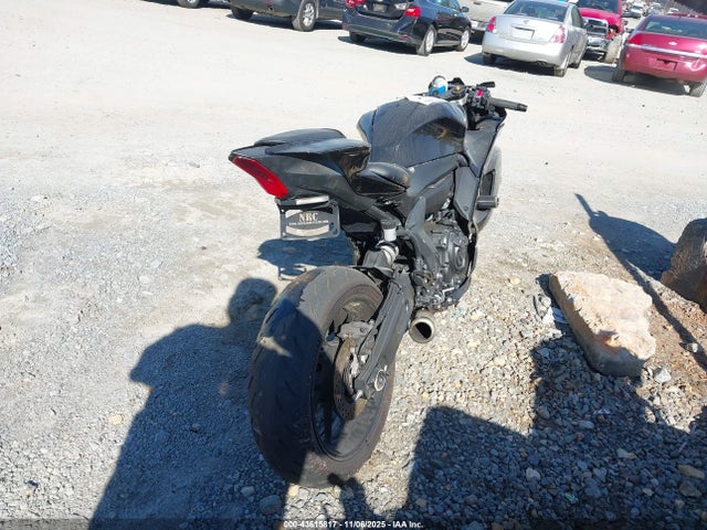2022 YAMAHA YZFR7 JYARM38E4NA003462 Photo 3