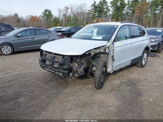 2018 VOLKSWAGEN TIGUAN 3VV0B7AX5JM082077 Photo 1