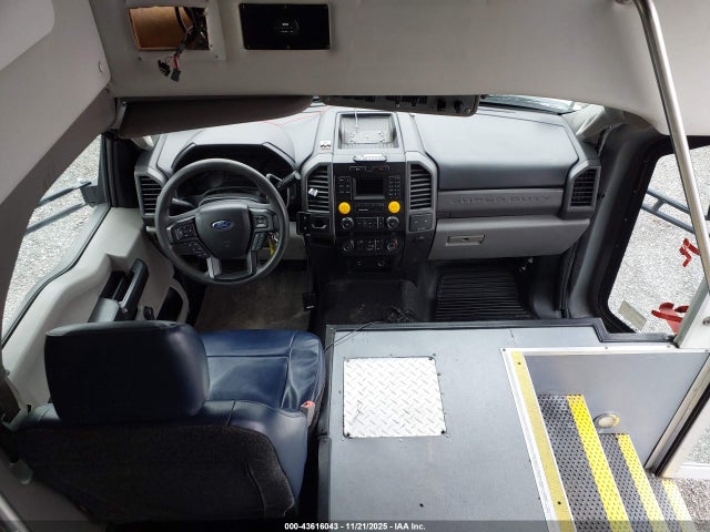2019 Ford F-550 Chassis Xl მანქანა იყიდება აუქციონზე, vin: 1FDAF5GY8KEC92591, აუქციონის ნომერი: 43616043