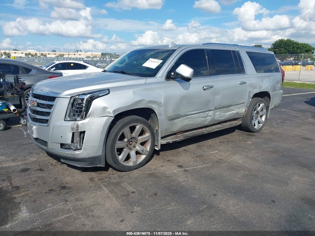 2016 CADILLAC ESCALADE ESV 1GYS4HKJ2GR384378 Photo 1