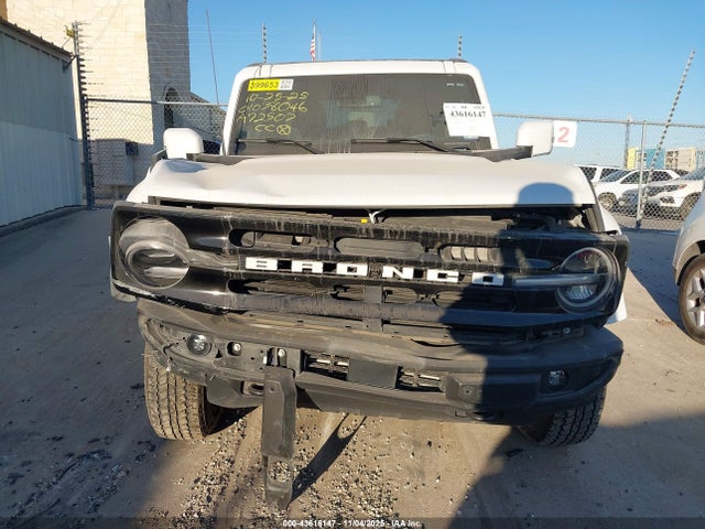 Ford Bronco Outer Banks 2024 1FMDE8BH2RLA72507 Image 13
