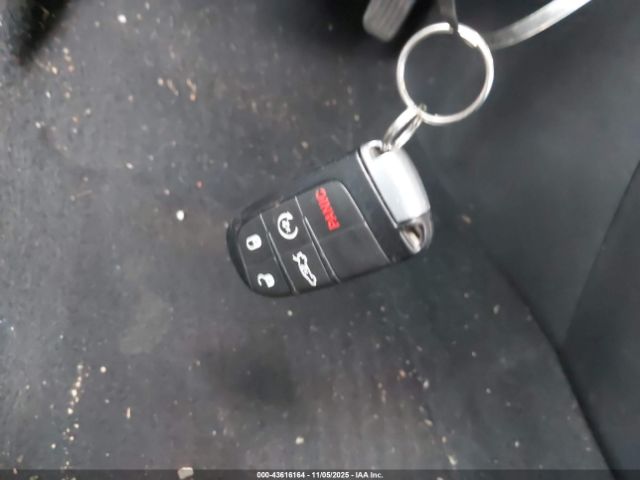 2017 CHRYSLER 200 1C3CCCAB5HN500051 Photo 10