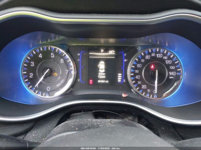 2017 CHRYSLER 200 1C3CCCAB5HN500051 Photo 6