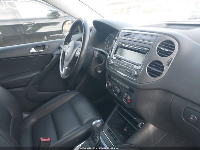2014 VOLKSWAGEN TIGUAN WVGBV3AX0EW564092 Photo 4