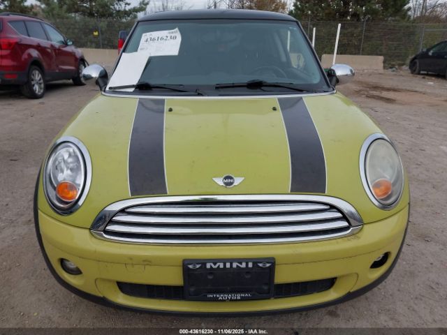 2010 MINI COOPER WMWMF3C59ATZ66269 Photo 5