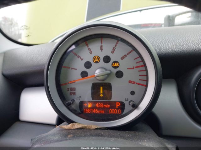 2010 MINI COOPER WMWMF3C59ATZ66269 Photo 6