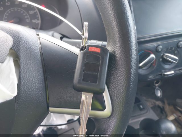 2018 MITSUBISHI MIRAGE G4 ML32F3FJ5JHF08322 Photo 10