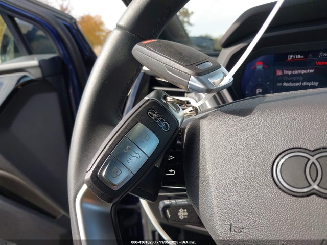 2025 AUDI Q4 SPORTBACK E-TRON WA13UBFZ0SP026606 Photo 10