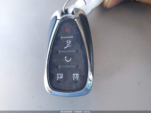 1GNERHKW0MJ213033 Chevrolet lfy