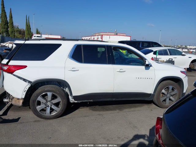 1GNERHKW0MJ213033 Chevrolet lfy