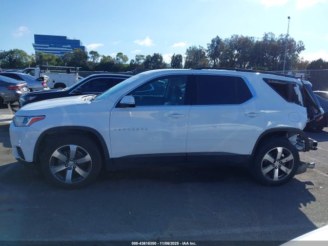 1GNERHKW0MJ213033 Chevrolet lfy