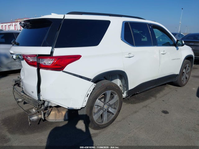 1GNERHKW0MJ213033 Chevrolet lfy