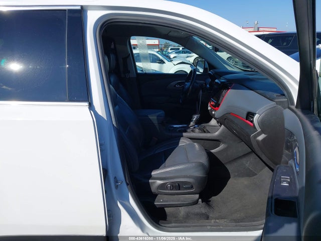1GNERHKW0MJ213033 Chevrolet lfy
