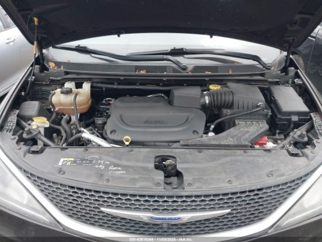 2019 CHRYSLER PACIFICA 2C4RC1FGXKR700769 Photo 9