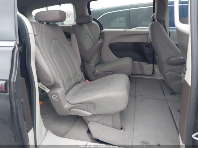 2019 CHRYSLER PACIFICA 2C4RC1FGXKR700769 Photo 7