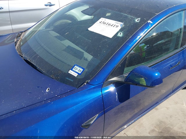 2025 TESLA MODEL 3 5YJ3E1EB3SF988992 Photo 5