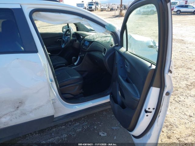 2022 CHEVROLET TRAX KL7CJPSM8NB569481 Photo 4