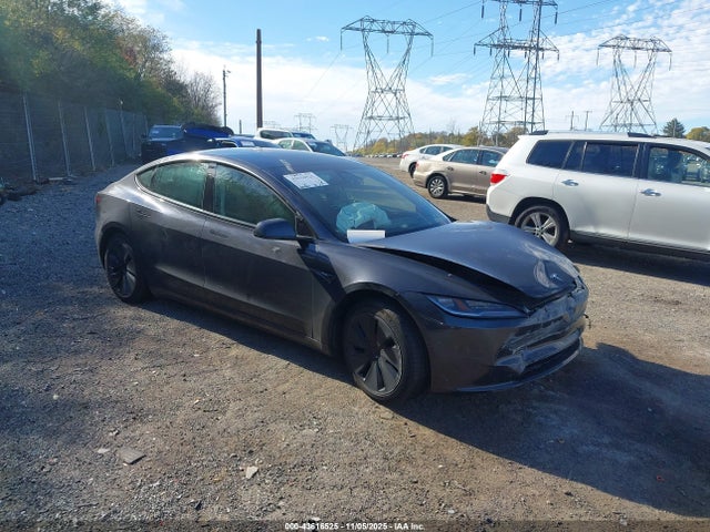 2025 TESLA MODEL 3 5YJ3E1EA2SF920187 Photo 0