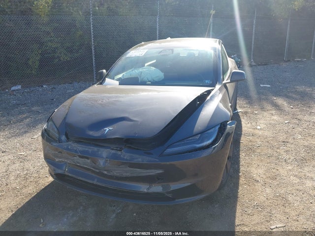 2025 TESLA MODEL 3 5YJ3E1EA2SF920187 Photo 5