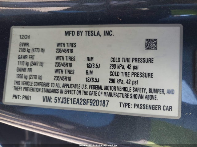 2025 TESLA MODEL 3 5YJ3E1EA2SF920187 Photo 8