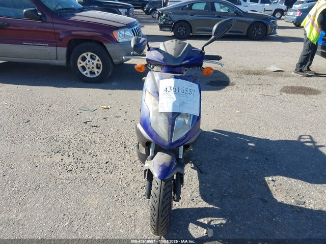 L5YACDTA581112667 Znen Scooter