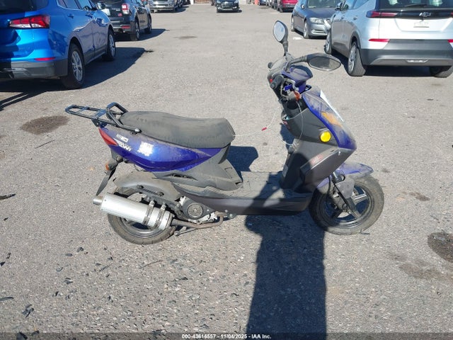 L5YACDTA581112667 Znen Scooter