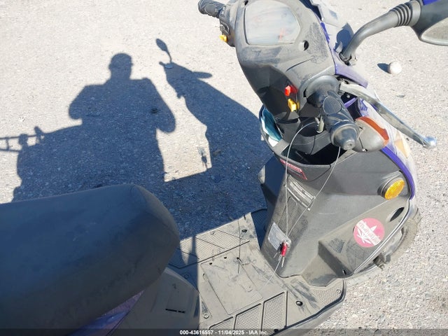 L5YACDTA581112667 Znen Scooter