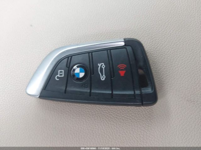 2018 BMW X3 5UXTR9C5XJLD60831 Photo 10