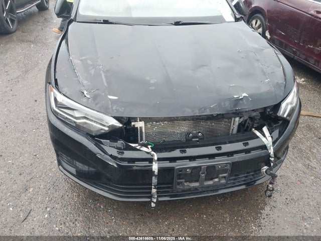 2021 Volkswagen Jetta 1.4t R-line/1.4t S/1.4t Se მანქანა იყიდება აუქციონზე, vin: 3VWC57BU6MM004237, აუქციონის ნომერი: 43616605
