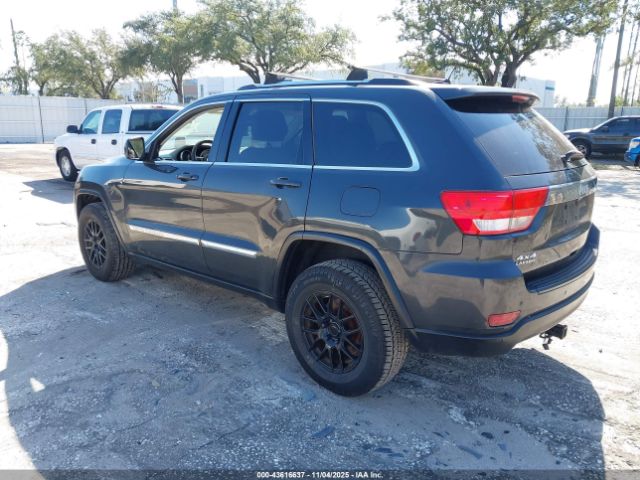 2011 JEEP GRAND CHEROKEE 1J4RR4GG0BC600889 Photo 2