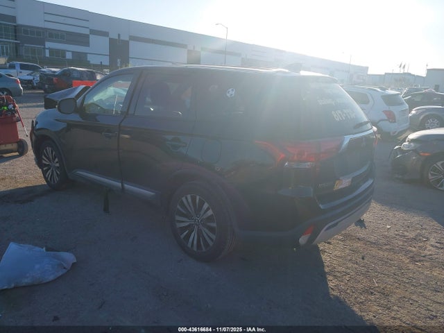 2019 MITSUBISHI OUTLANDER JA4AD3A31KZ046755 Photo 2