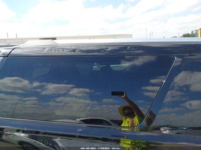 Продаж на аукціоні авто 2015 Gmc Yukon Xl 1500 Denali, vin: 1GKS2JKJXFR244214, номер лоту: 43616693