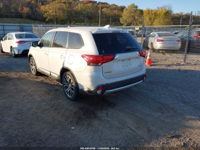 2018 MITSUBISHI OUTLANDER JA4AD3A38JZ000208 Photo 2