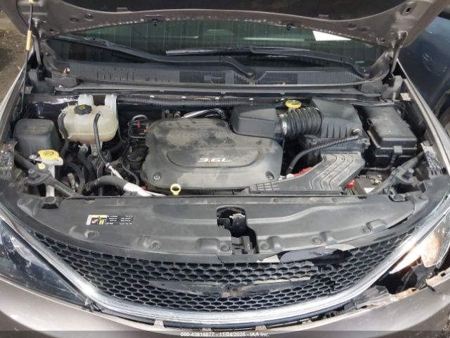 2017 CHRYSLER PACIFICA 2C4RC1CG9HR633627 Photo 9